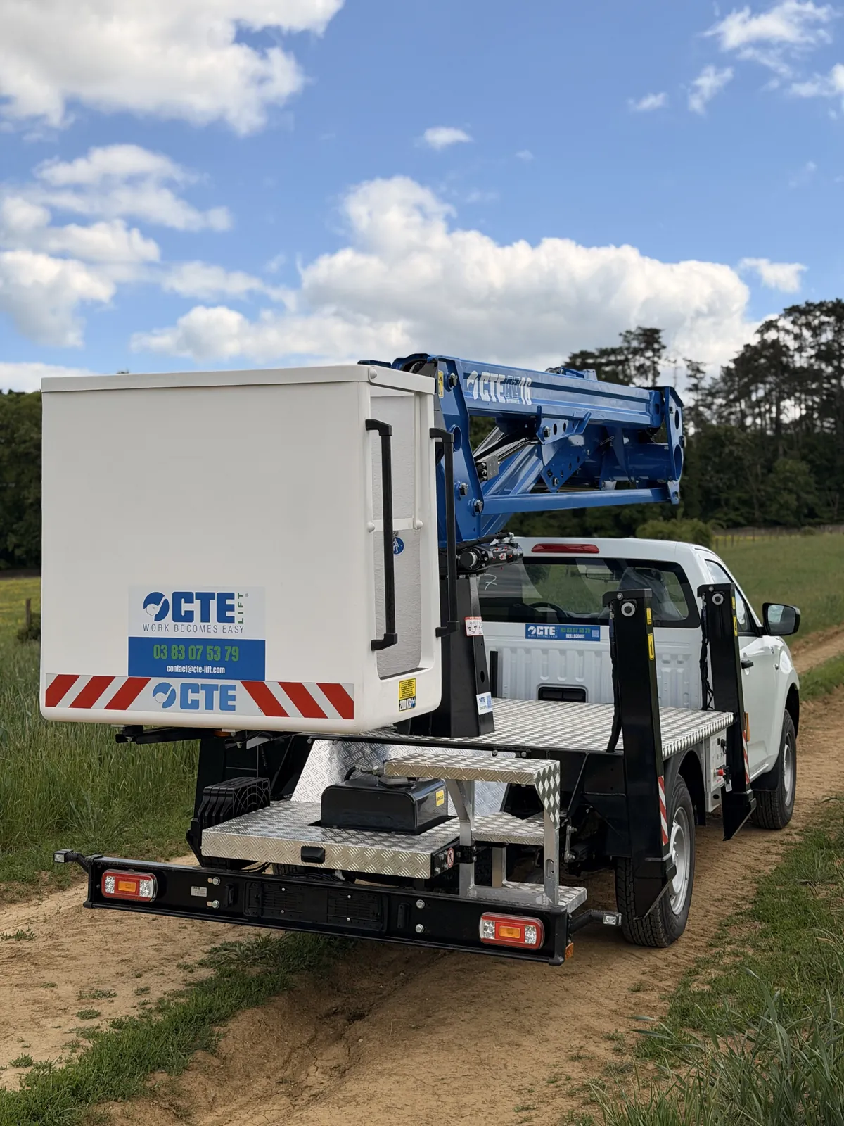 Nacelle articulée AZ 16 PICK-UP, vue 4