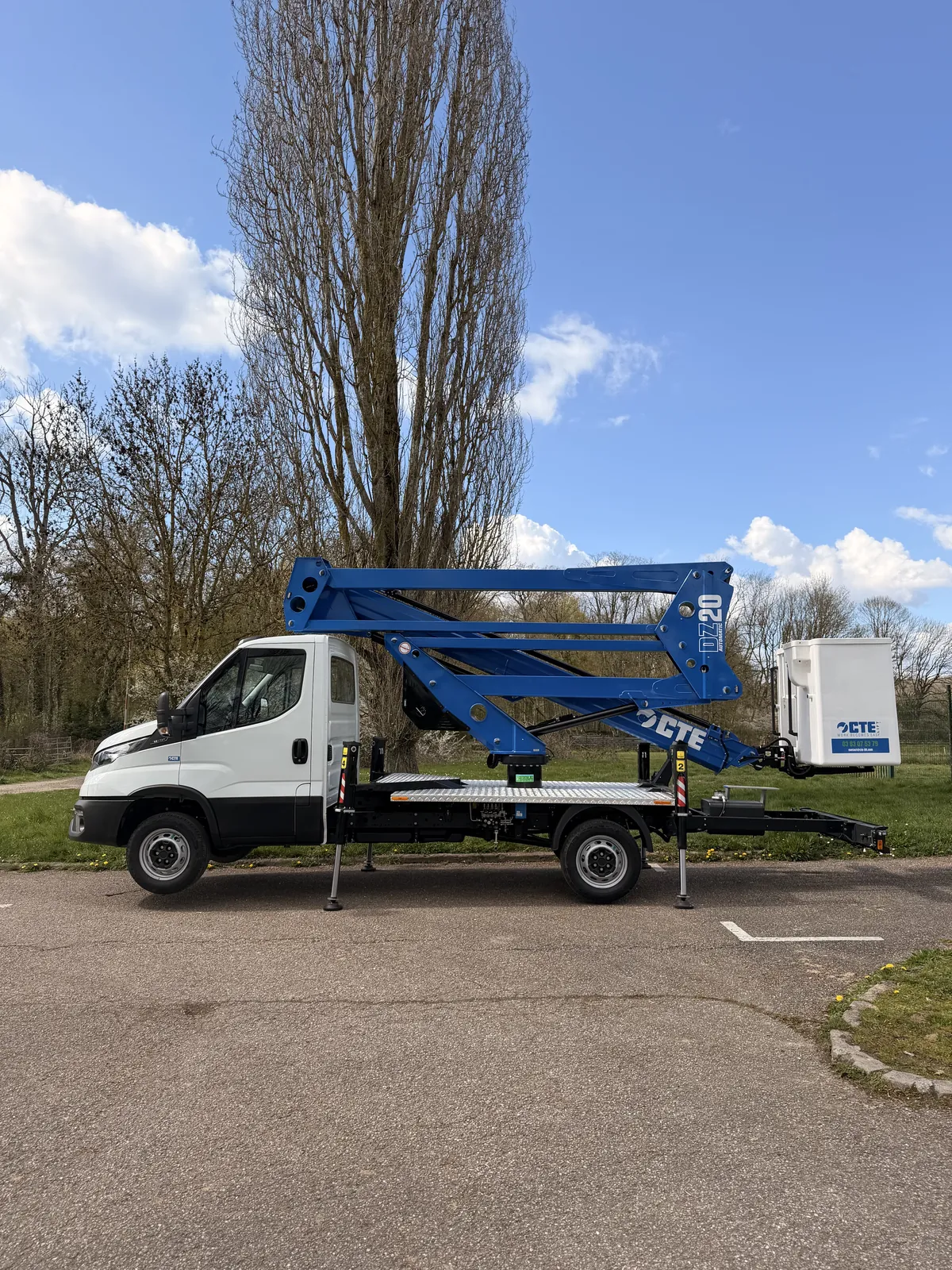 Nacelle articulée DZ 20, vue 2