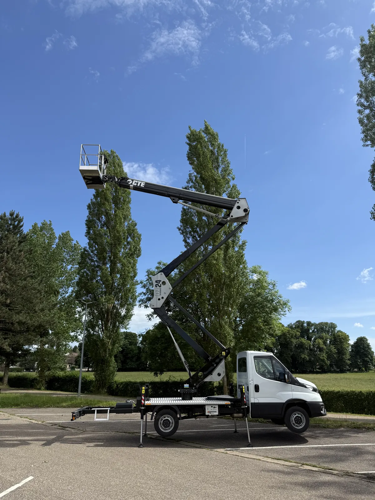 Nacelle articulée DZ 24, vue 3